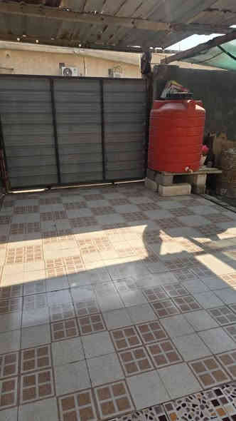 دار سكن للبيع وقف سني اصولي مسجل دفع بل سنه 25الف العنوان بصره أبي الخصيب العوجه قرب قطاع الصحي  يقع على شارع تبليط 10متر المساحة بيت 🏠 200متر يتكون من غرفيتي ودوانيه وصاله ومطبخ كراج حديقه صحيات خارج وداخل السكف سندويج مرتب السعر 45مليون الاستفسار اتصل أو وتساب ***********
