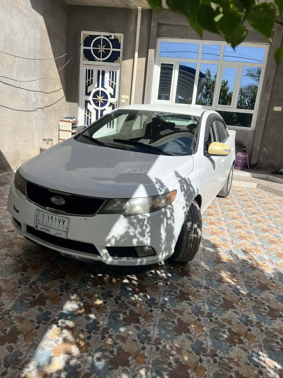 السلام عليكم للبيع فورتي موديل ٢٠١٠ خليجي محرك ٢٠٠٠ دوش جديده السياره ماشيه ١١٤ فيه فقط ٣ قطع صبغ السعر ٩٣ للاستفسار ***********
