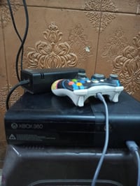 اكس بوكس 360 سوبر سلم مهكر وكامل نضافه 95 ٪ هارد 256 سعره 130 متواجد خ...