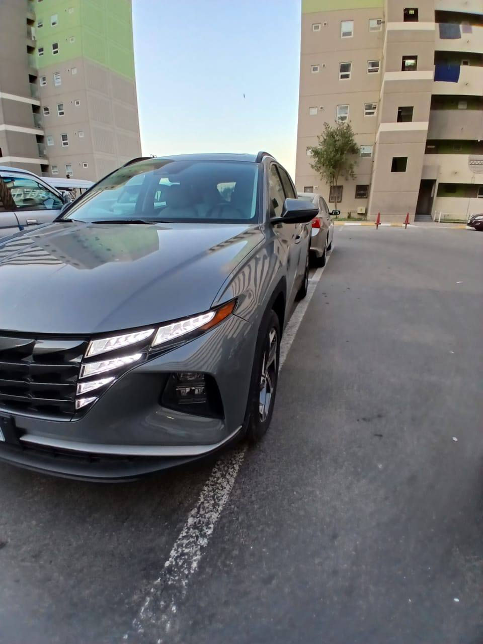 توسان وارد امريكي موديل 2024 بيها صبغ الصفحة اليسره والجاملغ الأيمن الأمامي فول مواصفات ماشية 16 مكينة 2500 دوش بس بانزين بصمة فتحة توقف ذاتي هزازات رادارات اشاير مري وترحيب الكير 3وضعيات وبعد بيها هواي مواصفات بدون رقم مكاني بغداد الجديده السعر 192 وبيها مجال بسيط***********
