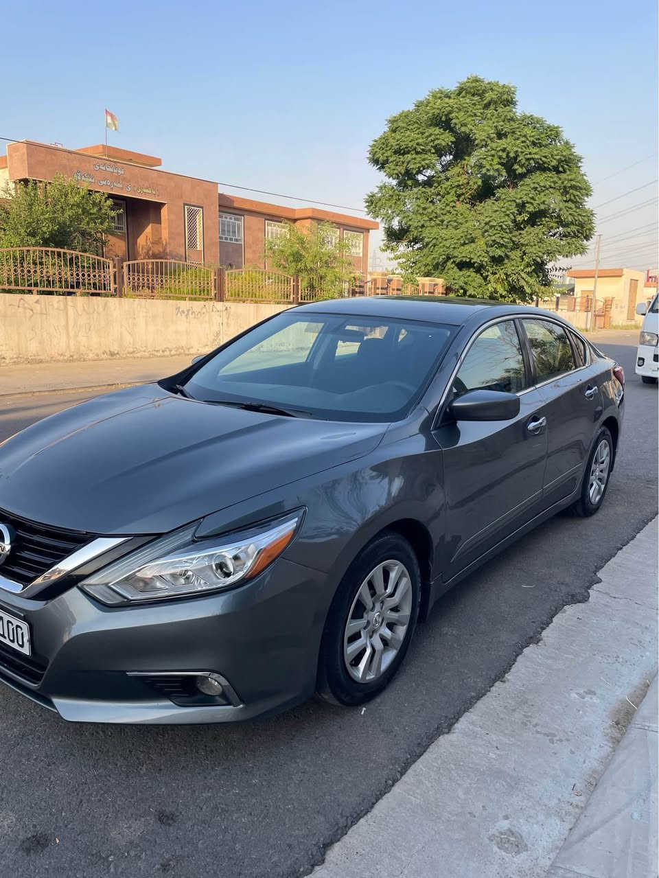 Nissan Altima 2016 SV
نموونە لە جوانی 
بی قۆپ بی شوخت  
٣ پارچە سبوغە بی داخلی
ئەرباگ سوکان سیستەمە
رەقەم و سەنەوی نۆییە
بە ناو خۆمە
دەعامی بۆ دەعامی بەشەرت
گیر و مەکینە بەشەرت
تحویل غرامە بەشەرت
سحری $104 مەجال
ژمارەی خاوەنی
واتسئاپ 
***********
هەولێر أربيل, العراق

