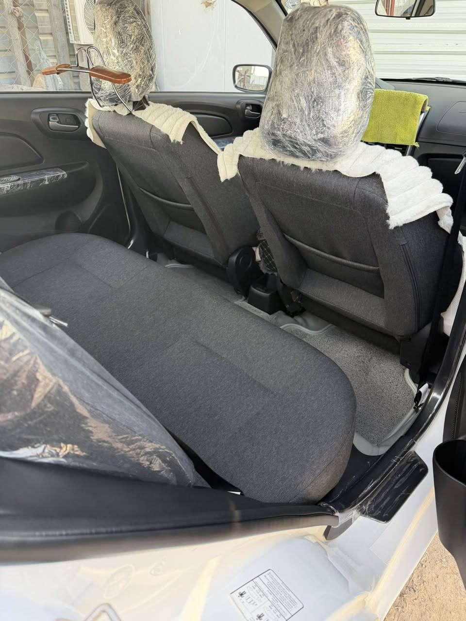 بروتون  موديل ٢٥ استلم شركة  ماشية ٩٠٠ كيلو  المواصفات محرك ١٤٠٠ فيفيتي كامرة خلفية. شاشة. حساسات خلفية   السعر ١١٥ بيهة مجال قليل أو مراوس بنيسان صني ***********
