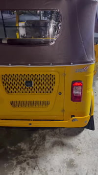 ٢٢ وعشرين للبيع مكاني مدينت الصدر 07744112311