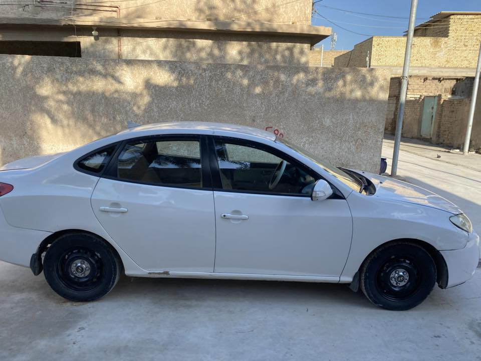 السلام عليكم ألنترا 2011 خليجي رقم بغداد الجديد بأسمي بيها قطعيتن صبغ وقبق الجنطه مبدل تفصيخ بلادي مكينه وگير حاويه شرط مابيها أي نقص مكاني واسط / الكوت ***********
***********
