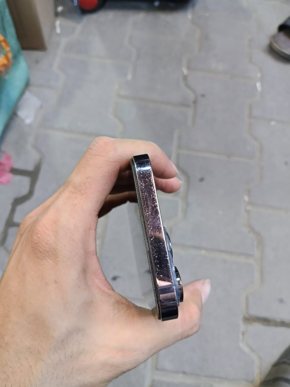 سلام عليكم ايفون 14 برو ماكس ذاكره 256 دبل شريحه جهاز مبدله شاشته شاشه نوعيه زينه وضهر مكسور  ما مبدل بطاريه 83 حقيقيه باكيته موجود رقم ***********. سعر 620. الف وبي مجال قليل
