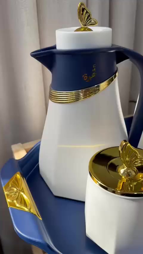 سيت ترامز اصلي فاخر
2ترمز شاي وقهوة+2شكردان+صينية 
داخلها شيشة وردية زجاج يحفظ الحرارة ١٢ساعة والبرودة٢٤
من الخارج اكرلك قوي يتحمل استخدام 
فخامة تليق بذوقك 
راسلنا على (الانستكرام )قبل نفاذ الكمية 
يوجد توصيل بغداد 
#لمسة_بيت 
#home_tauch


**إذا كنت صاحب هذا الإعلان وتريد حذفه لأي سبب، رجاءا أرسل رسالة إلى الدعم الفني**