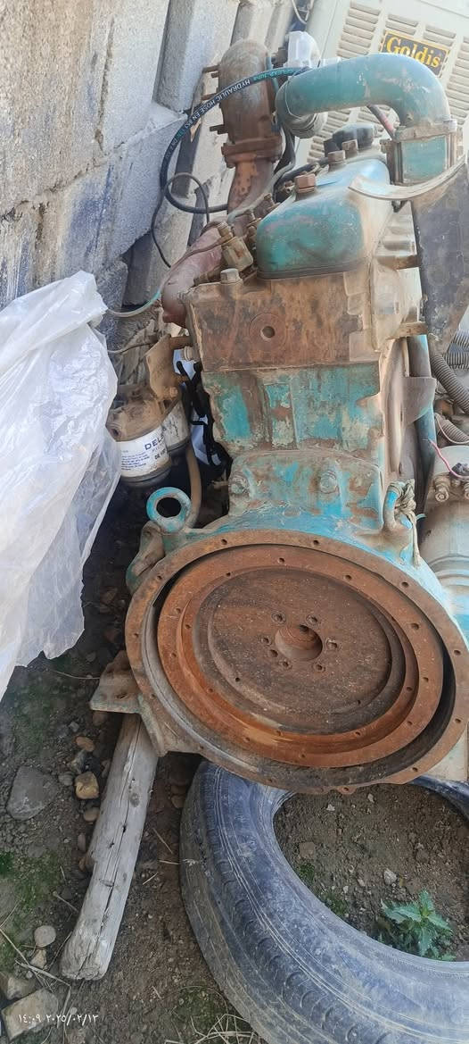 السلام عليكم مكينه فالفو D7
+ بم سياره + راديتر متر ×ثمانين 
مكانهن واسط قضاء الحي 
***********
