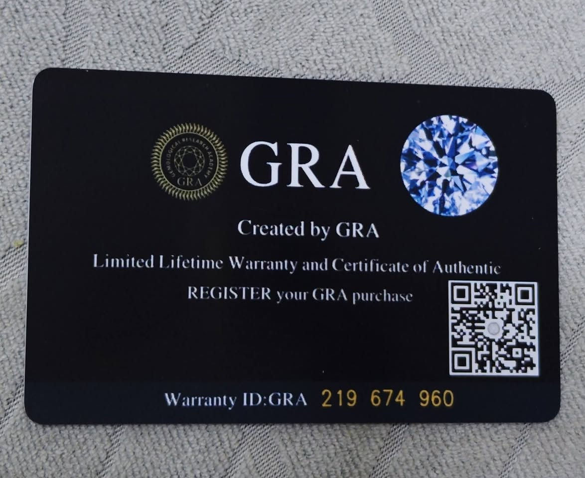 السلام عليكم متوفر قلادة فضة مطلية ذهب 7 احجار موزنايت خلي سعرك وبالعافية


**إذا كنت صاحب هذا الإعلان وتريد حذفه لأي سبب، رجاءا أرسل رسالة إلى الدعم الفني**