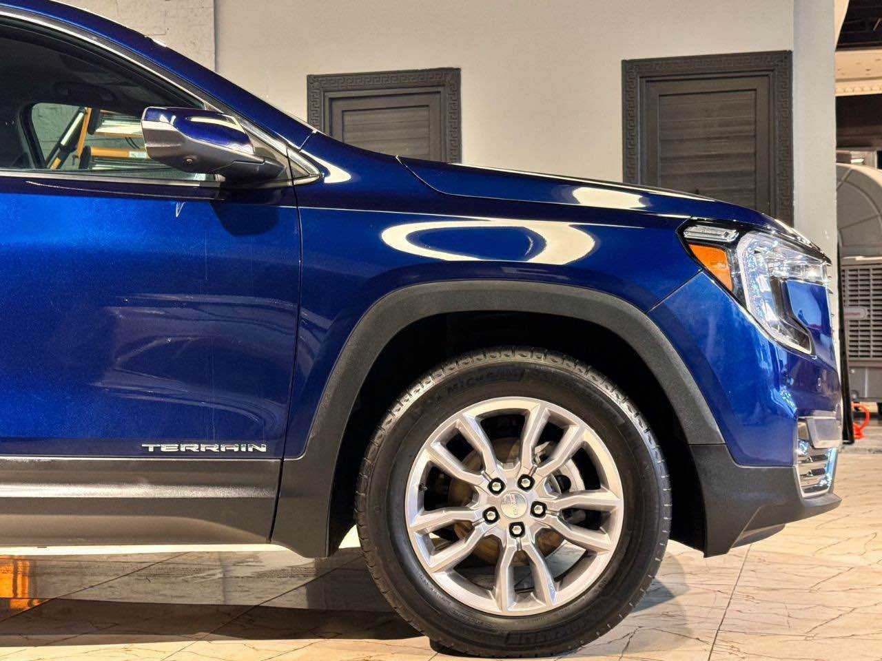 جمسي تيران SLT 2022
رقم أربيل تحويل مباشر 
عداد المسافه : 67 الف mill
حجم المحرك : 4 سلندر 1500 تيربو 
الضرر : جاملغ امامي يسار تبديل وصبغ 
بدون دواخل ايرباك دركه طاك ومصلح سستم

المواصفات SLT فول عدا البانوراما 
داتو شو - كامرات 360 
بصمة تشغيل وابواب تشغيل عن بعد 
رادار مانع تصادم امامي جانبي خلفي 
تبريد قطعتين - صندوق كهرباء - فور ويل 
حساس خلفي - مقاعد جلد تحكم وكهرباء
مقاعد تدفئه تبريد - تدفئه ستيرن 
السياره ضررها بسيط وجاهزه بدون نقص 
السعر 188 ورقه قابل لتفاوض 
*********** مهندس حسين  
كربلاء / حي الحسين 
شركة_المتحدة_لمزادات_السيارات_وقطع_الغيار كربلاء, العراق
