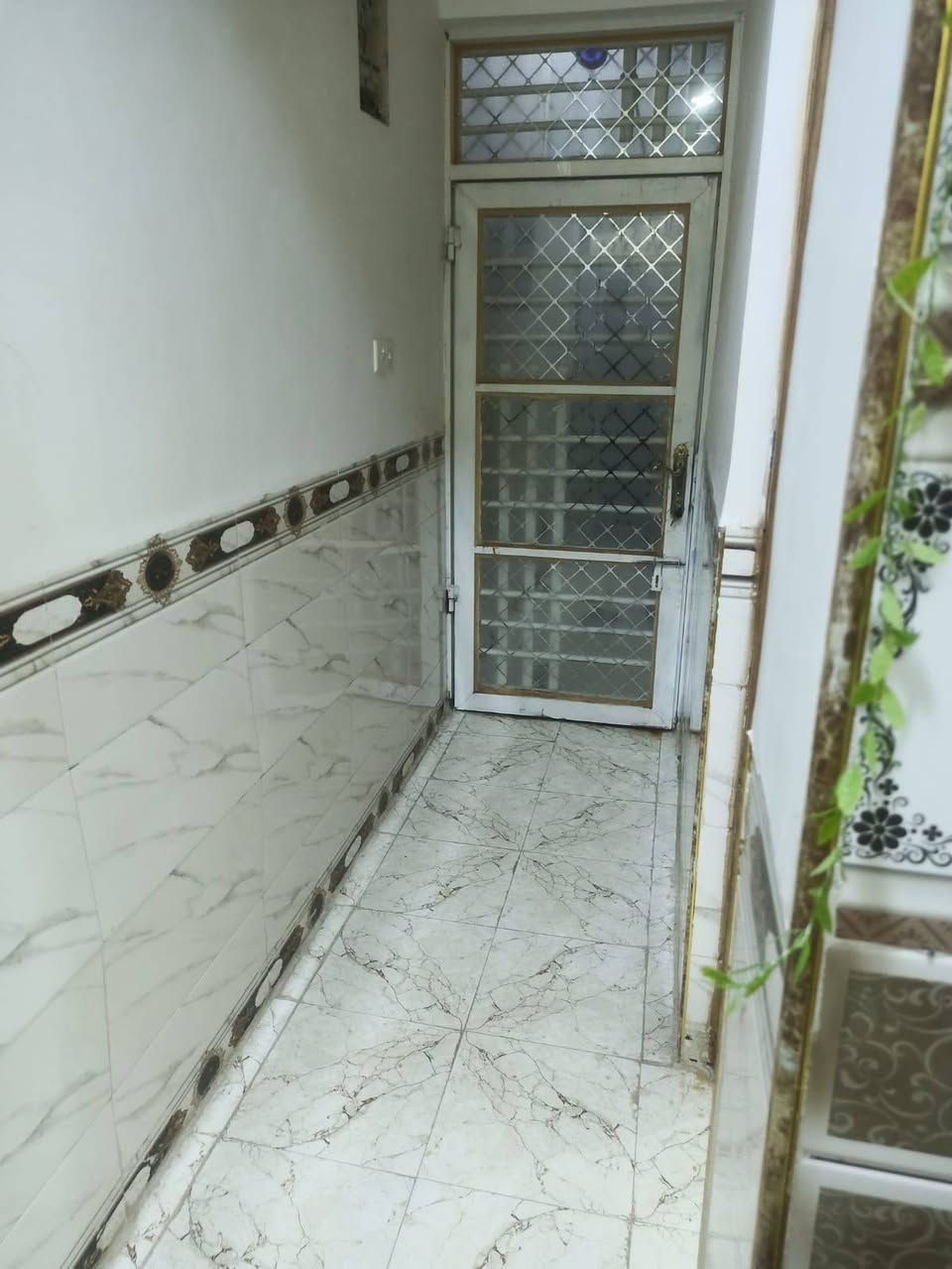 بيت للبيع رقم الهاتف ***********
