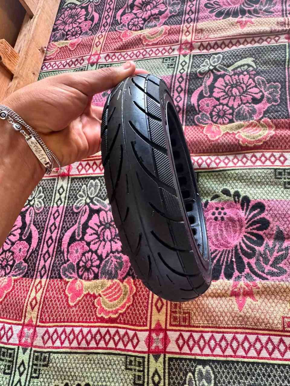 السلام عليكم تاير سكوتر الاصلي جبته وطلع زغير بعده بل باكيت اريد اكبر منه شويه هذا 25 واني اريد حجم 50 الاصلي هذا


**إذا كنت صاحب هذا الإعلان وتريد حذفه لأي سبب، رجاءا أرسل رسالة إلى الدعم الفني**