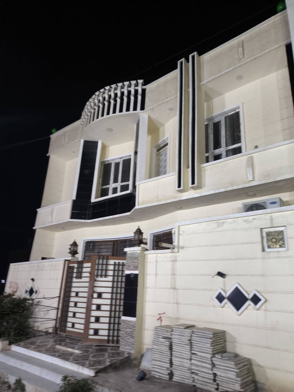 الدار البيع الديوم التوحيد ركن 10×10 قرب شارع 60 الستفسار تصال رقم ***********
