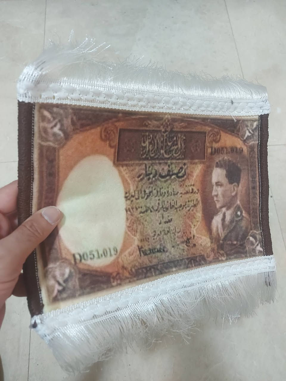 قديفة قياس ٣٠×٢٠
القطعة ١٠ ألف دينار 
متوفر عدد محدود


**إذا كنت صاحب هذا الإعلان وتريد حذفه لأي سبب، رجاءا أرسل رسالة إلى الدعم الفني**