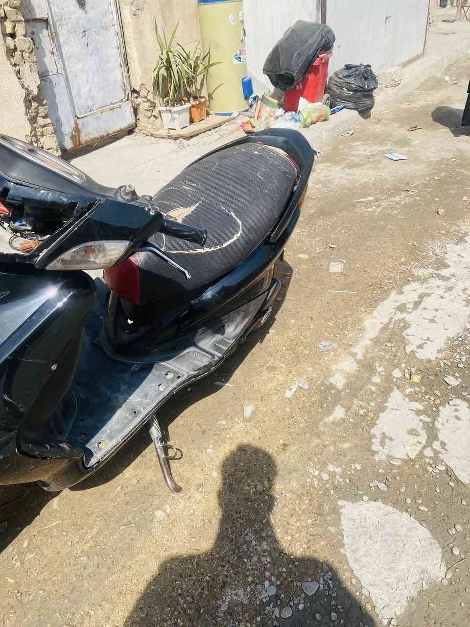 السلام عليكم سكنس نثيه للبيع 
السعر خاص للاستفسار ***********
