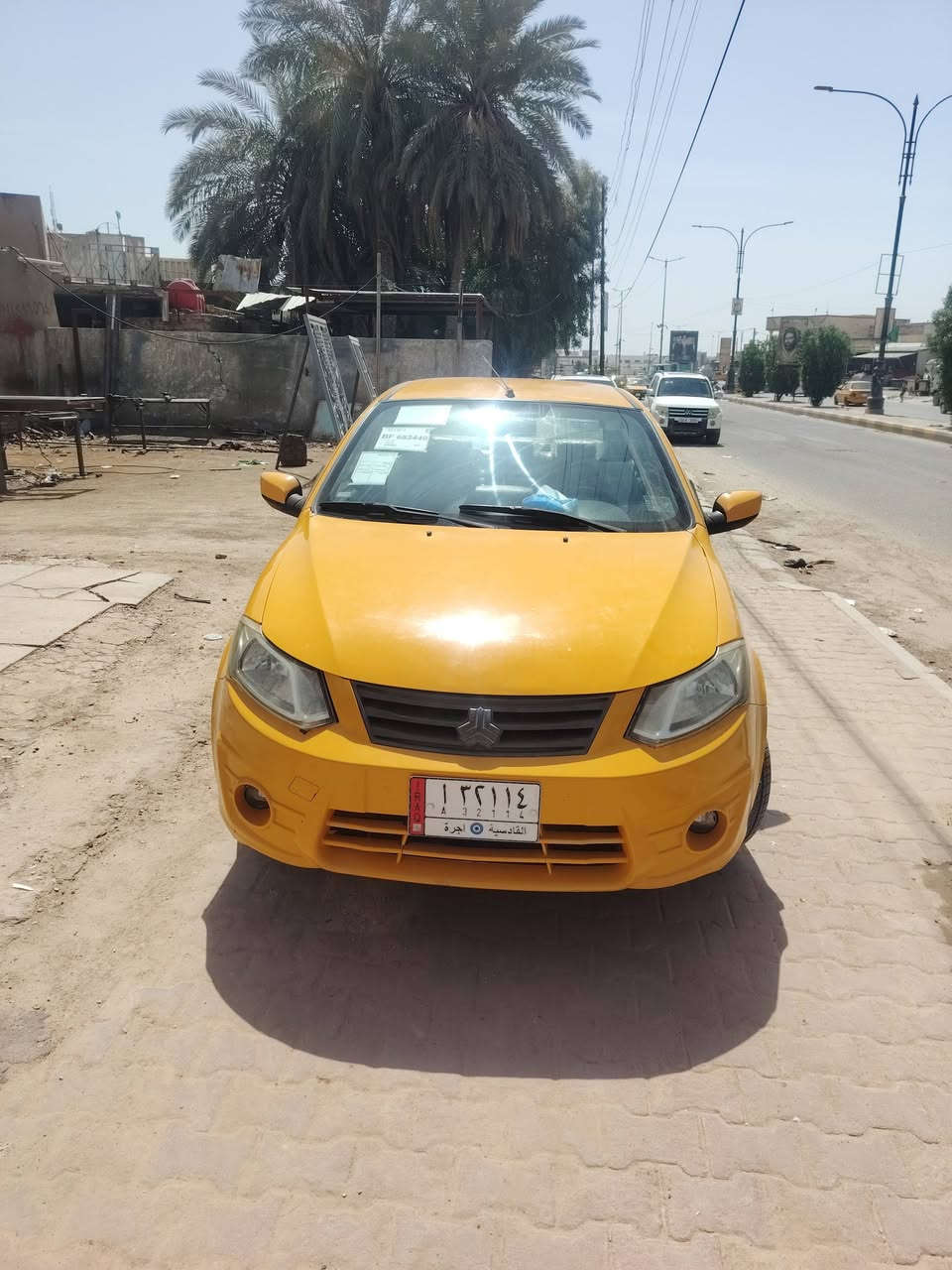 سياره ساينه موديل 20 سياره حره ماشا 126,000 رقمها قادسيه مكانها الديوانيه ما متواجد على الفيس سعر مالتها ب 60 وبيها مجال
***********
