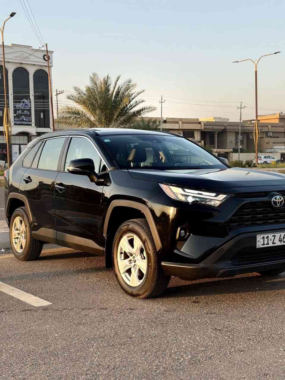 تيوتا راف فور XLE هايبرد 

موديل 2023

ماشية 19 الاف فقط

رقم بغداد تحويل ثاني يوم 

فول مواصفات 

بصمة 

فتحة سقف 

فور ويل 

رادار جانبي وحساسات خلفي 

رادار امامي ومانع صادم 

انظمة قياده وخروج ع المسار 

كشنات جلد 

كرسي كهرباء

صندوك كهرباء
 
حادث السياره بسيط موضح بالصور قطعة وحدة البنيد بارد 
 

للاستفسار ***********
