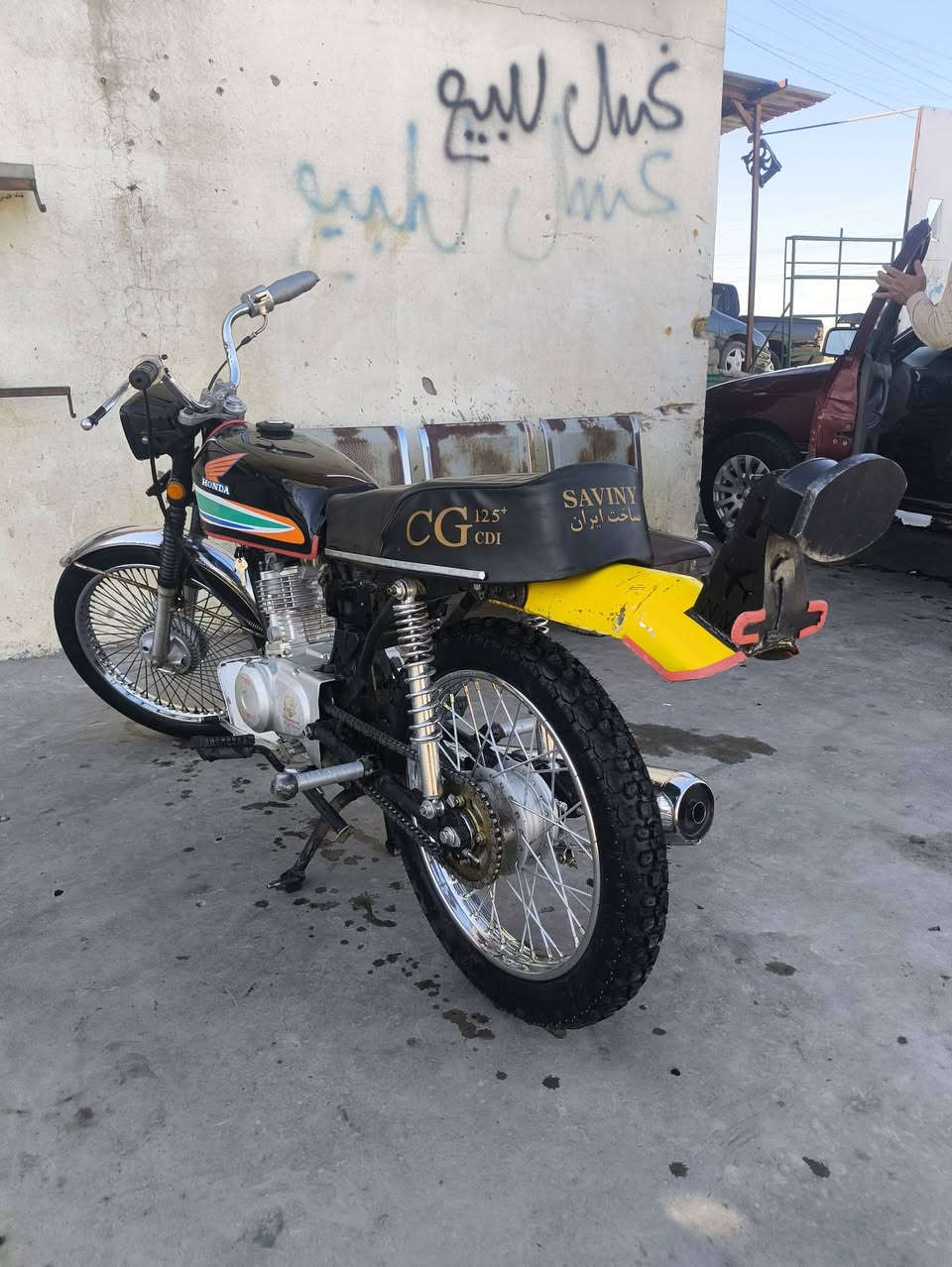 تايكر للبيع موديل 18ما مفتوح يرفع عل 3مطور كامل دبلات كلا شغاله وجدد السعر 465وبي مجال لطيبين موصل قوسيات ‏‪***********‬‏
