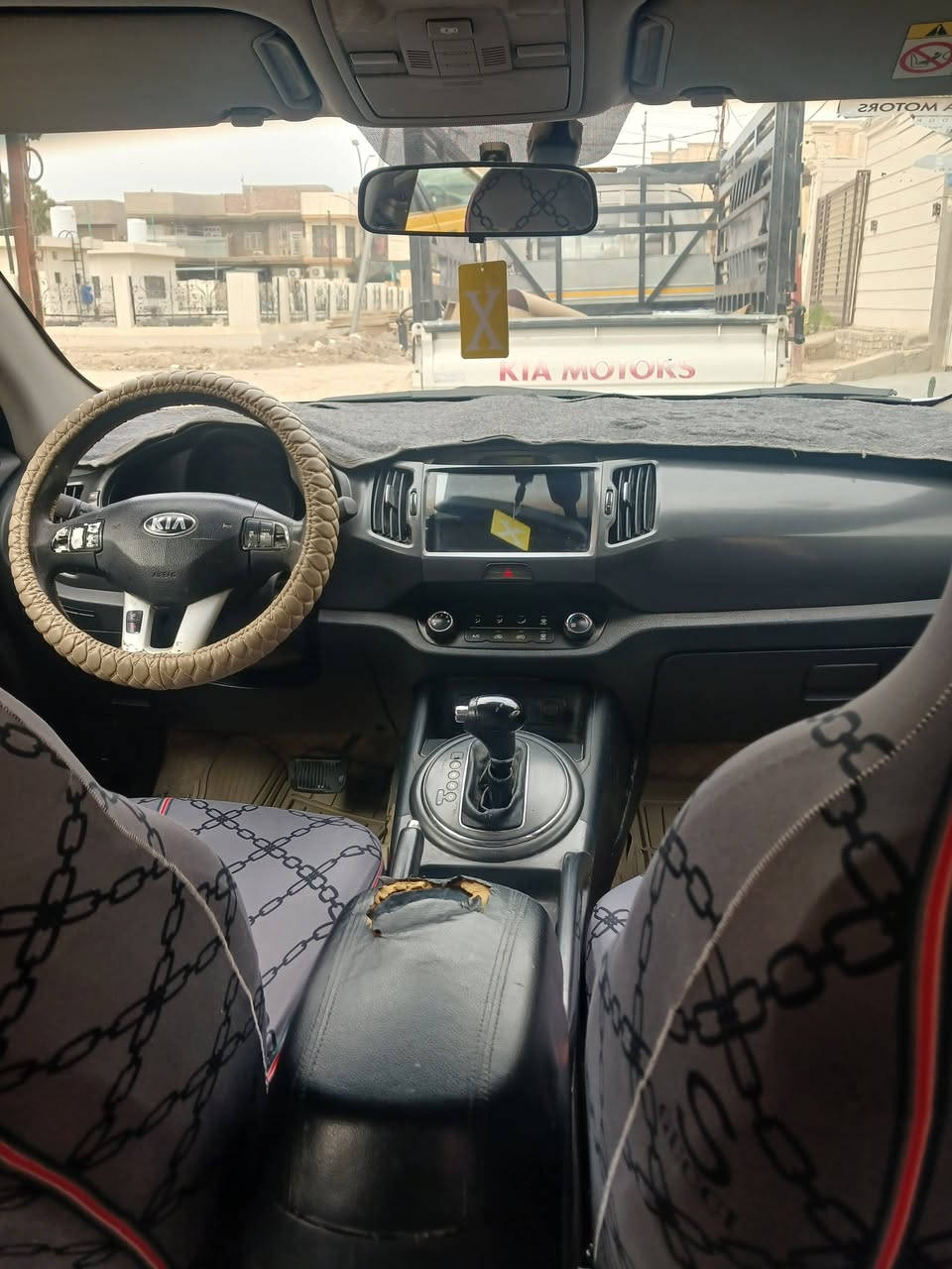 سلام عليكم كيا سبورتج خليجيه مكفوله من صبغ وضربه ماعدا خدوش وكم رصعه السياره بحاله جيده استخدام شخصي مديل ٢٠١٤بسمي ١٤٠ وبيها مجال مكاني بابل ***********
