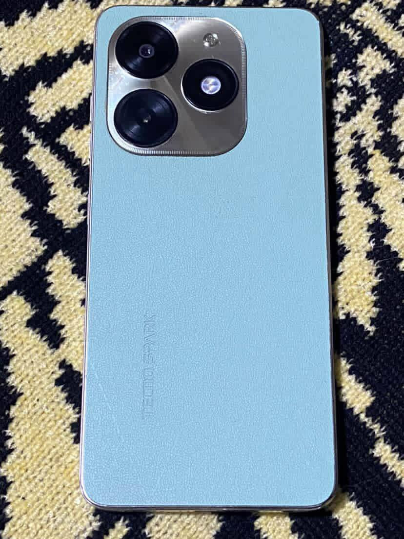 السلام عليكم جهاز نضيف مداخل تصليح ابد الله شاهد تكنو سبارك 20c ذاكرة 256سعر 115محتاج مكاني بغداد مدينة الصدر


**إذا كنت صاحب هذا الإعلان وتريد حذفه لأي سبب، رجاءا أرسل رسالة إلى الدعم الفني**