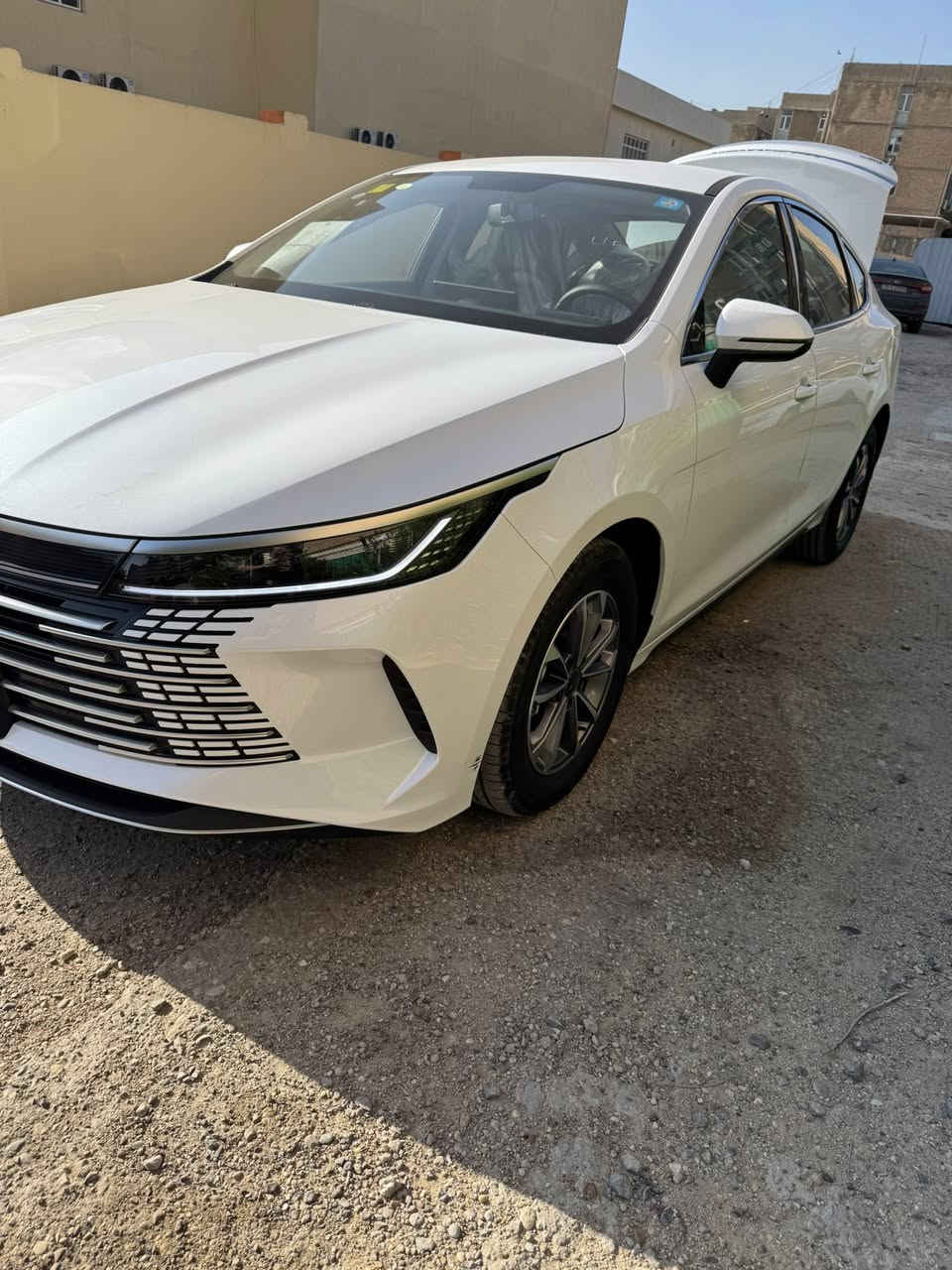 سلام عليكم بي وايدي دسترويل مكفوله ماشيه الف زيرو مرقم وكامل مكان بغداد*********** :***********
