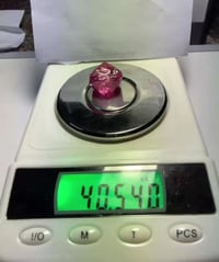 ألماس وردي • VVS1 • ٤٠٫٥ قيراط