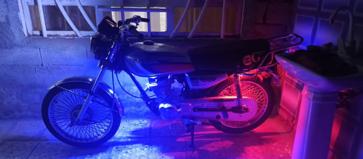 للبيع سكنر موديل 22 دوانيه مركز كثر شي متواجد ع رقم ***********لسعر 425بيه مجال قليل قليل
