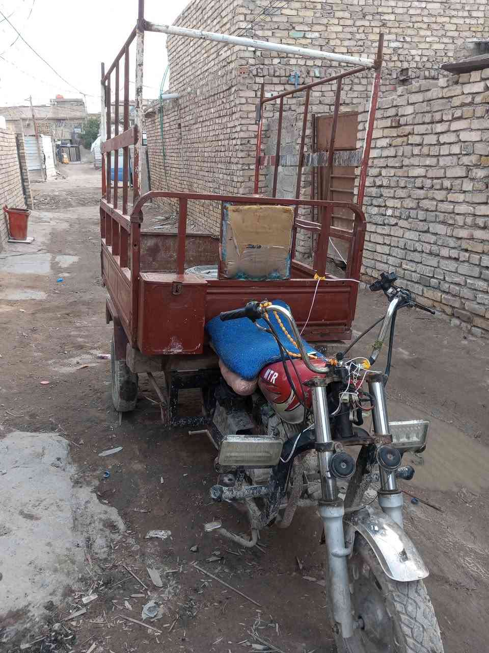 السلام عليكم ستوته للبيع
موديل 16 محرك صقر موديل 21 اكسن صقر موديل 21 صدر صقر كله جديد 
ستوته مثل ماتشوف بعينك  السعر  650 وبيها مجال 
مكاني بغداد الأمين الثانيه رقم الهاتف ***********
