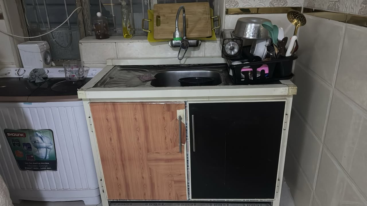 سلام عليكم للبيع عفش بيت  لتواصل واتساب ***********
