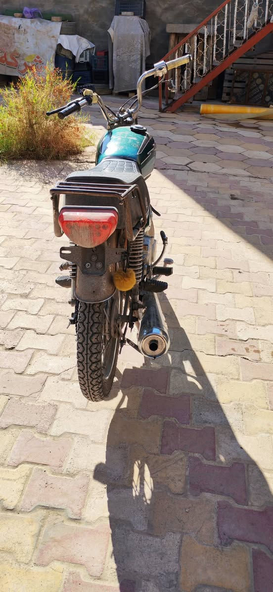 سلام عليكم دراجه اربعه كير أوراق مكينه نامه ما مفتوحه دراجه يرادله ترتيب سعر ٤٥٠ بيه مجال رقم ***********
