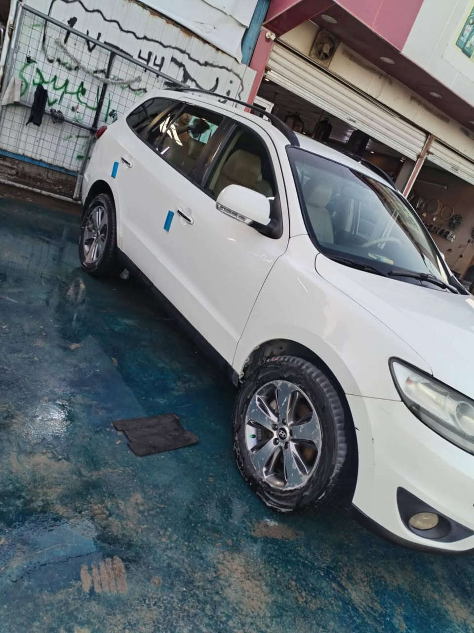 سلام عليكم
سنتافي 12 خليجي فول 7 راكب مكينه 6 سلندر 3500 رقم بغداد انكليزي 3 قطع تبريد كشن كهربائي كامره خلفيه سياره مسويلهه ادامه كامله السعر 150
مكان سياره بابل قضاء المحاويل رقمي ***********
