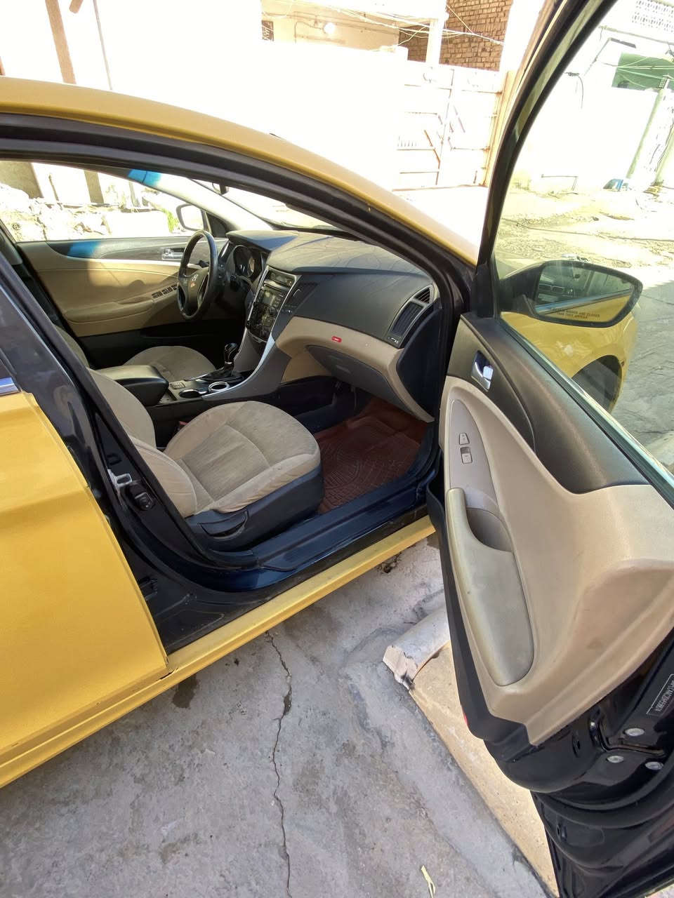 للبيع سوناتا 2013
سعره 75 بيع فخذه جهة السايق
عنوان بابل حله 
للاستفسار الاتصال عل رقم
***********
***********
