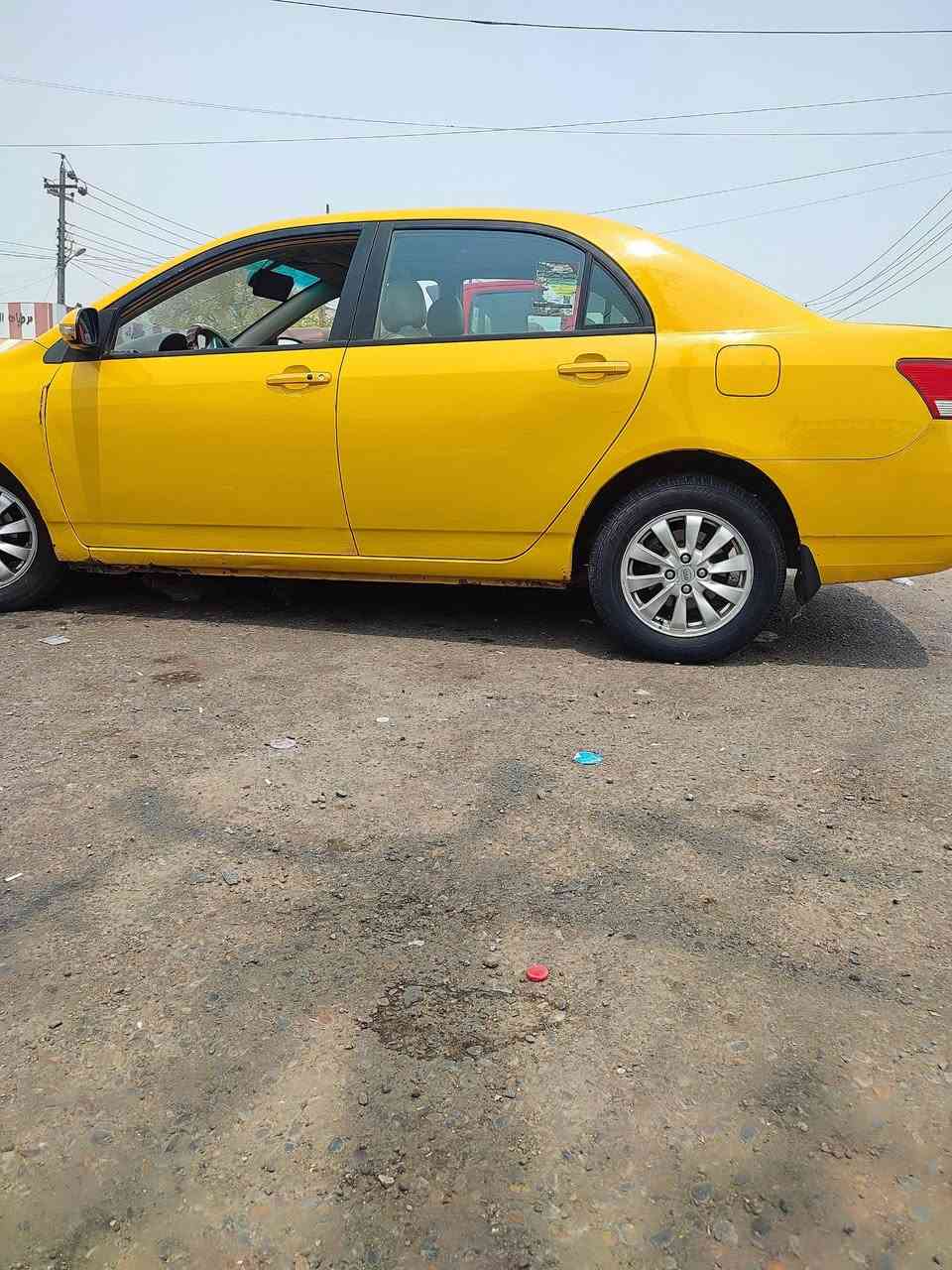 (بي واي دي) G3 گير أوتو  2015  

سنويه بأسمي مجدده 2030  تحويل ثاني يوم .

داخله هزه لوحات جديده رقم ميسان (أجره). 

• تحكم أستيرن وحساس خلفي  ، شاشه كاميرا  ، إشارات مري ،     تخم تاير جديد + فتحه بالسقف .

• كير ومحرك 1800 إبلادي كفاله لاتنقيص ولا تبخير .

🔴 السعر 47 وبيها مجال 
    واتس آب ***********
