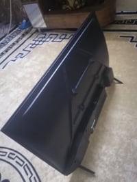 شاشه سمارت حجم  ٣٢ فول موصفات انترنيت  استعمال شهر  مكاني بغداد جكوك ا...