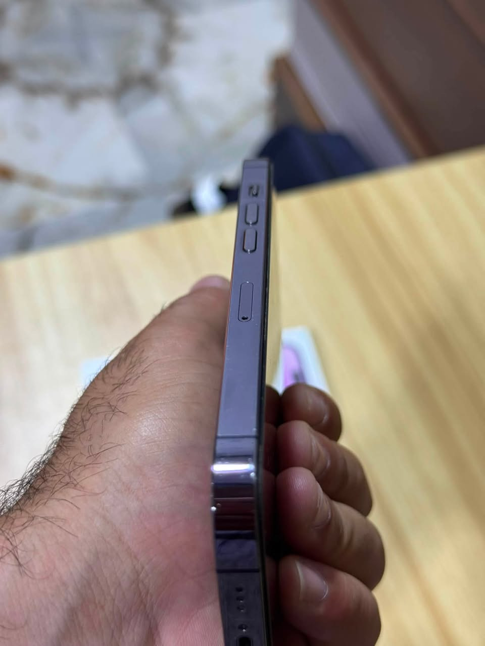 السلام عليكم 
ايفون 14 برو 👉pro
دبل سيم (خطين) شرق اوسط 
ذاكره 128 
بطاريه 79
وتر برو 
نظافه 98‎%‎
السعر 650 قفل 
***********
