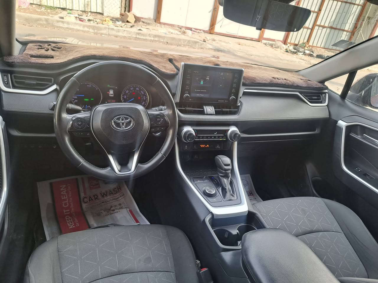 راف فور موديل ٢٠٢١ رقم بغداد جديد انكليزي بسمي فول مواصفات فتحت سقف كشن تدفئة وتبريد صندوق كهربا كشنات كهربا هايبرد ماشة ٣٨ وارد امريكي حادثهة بل منشور صور الحادث وصور الصبغ وباقي مكفول كير ومحرك وتبريد مكفولات تخم تاير صدرين جدد السيارة حلوه وناعمة وما بيهة اي نقص مكاني بغداد الغزالية 
السعر ١٦٥
رقمي ***********
