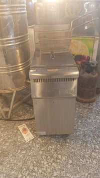 قلاية فنكر استخدام قليل السعر ٥٠٠ الف للاتصال ٠٧٨١٢٢٥٤٢٢٤ متوفر واتساب