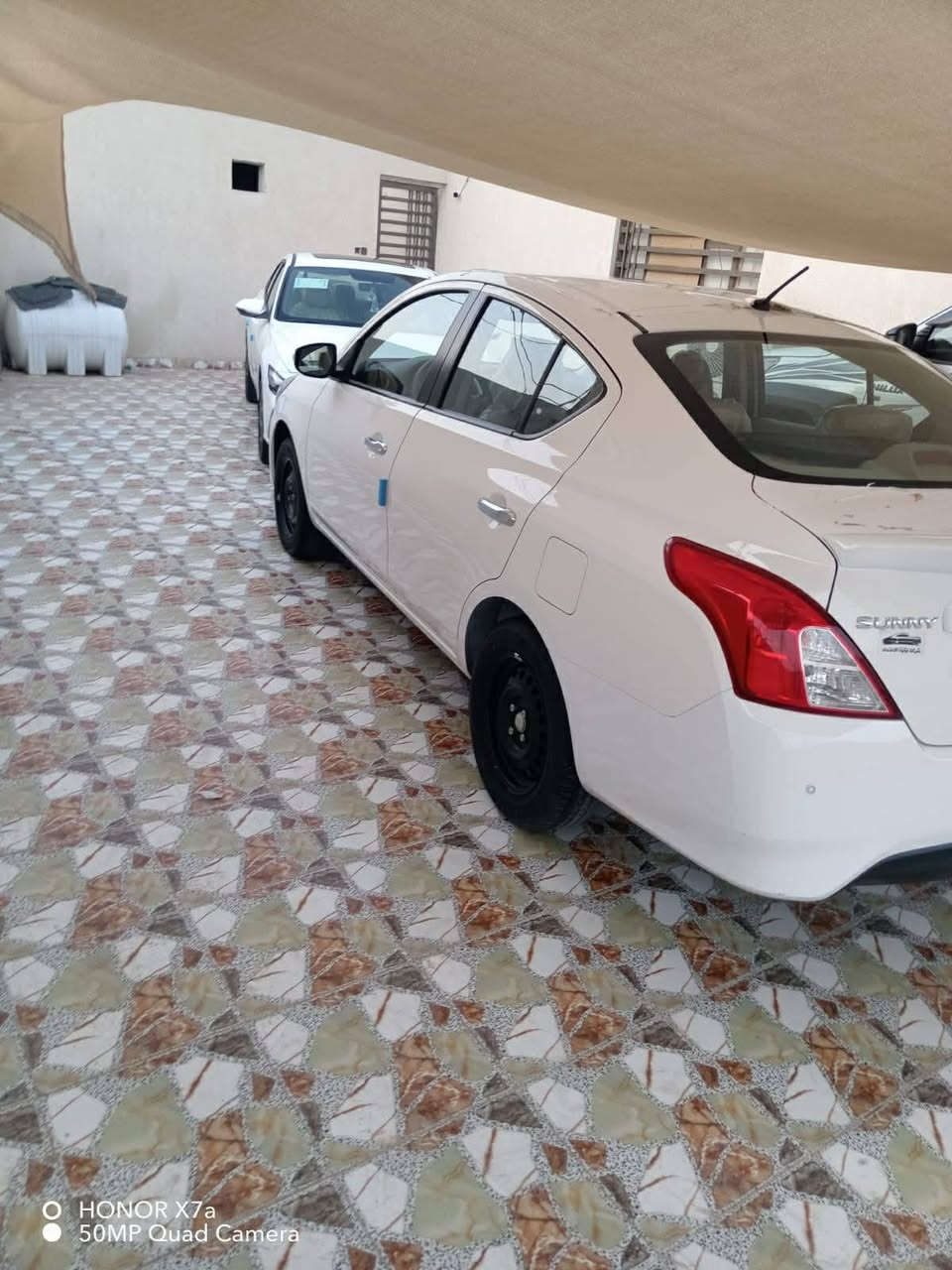 سياره صني نيسان
ماشيه 30,000 الف كفاله***********
مديل 2025
