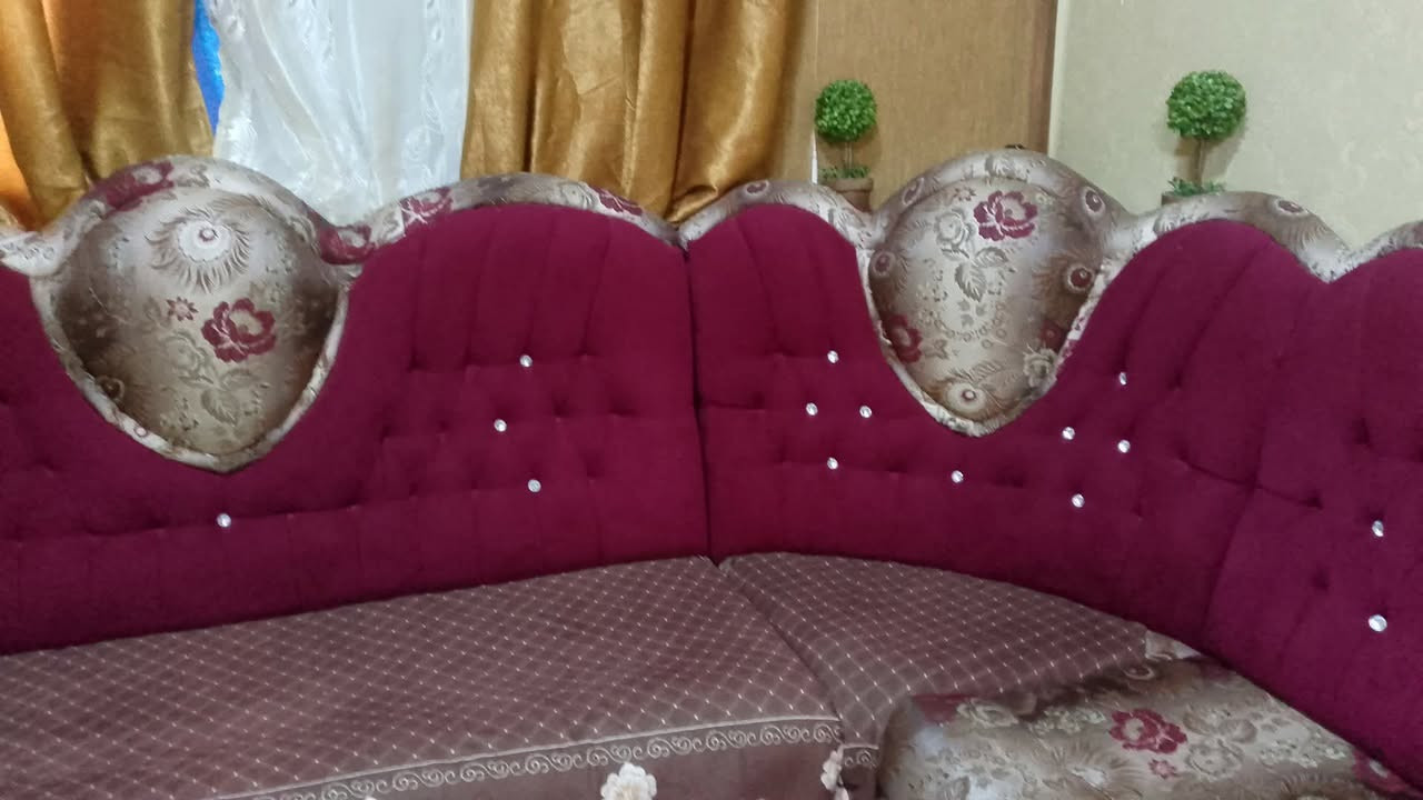 ديوان شغل عراقي مستخدم سنه سعرو 550وبي مجال الشراي يطصل على الارقام التاليه ***********
***********
