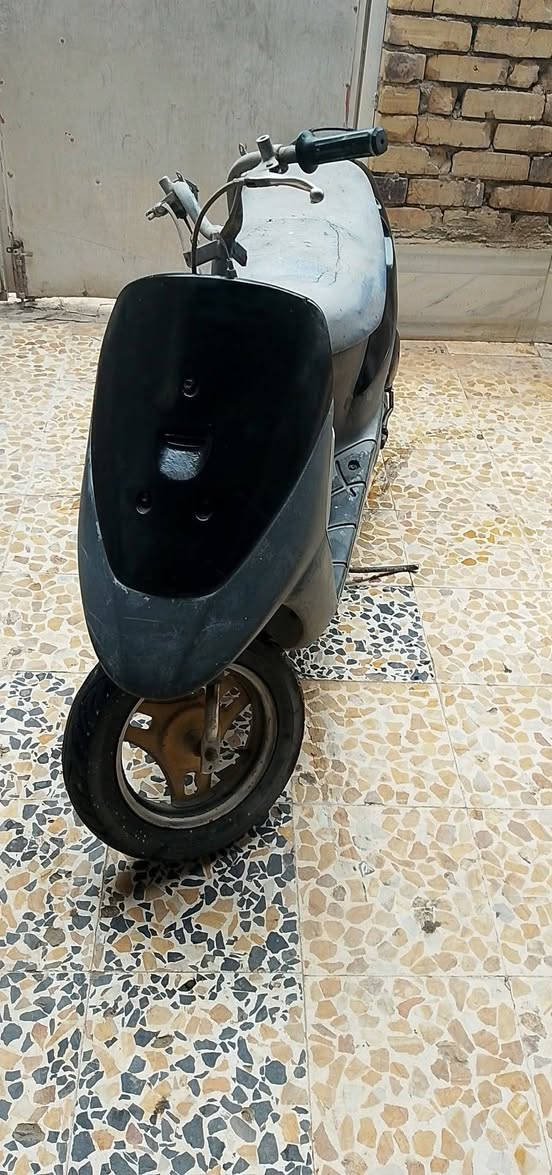 بسم الله  دراجه شغاله  مكينه ناعمه مبدل بيه بستم أوراق بأسمي سعره175 ميسان رقمي***********
