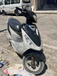 دراجه مكفوله مختمه ما مفتوحه  نضيفه مال واحد يروح بيها بس للشغل سعرها ...