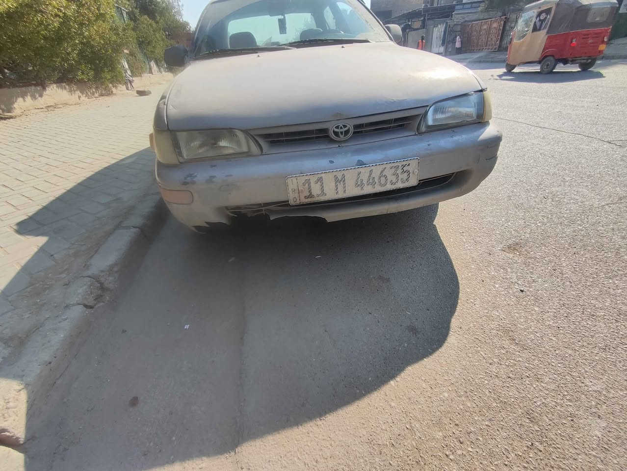 كورلا موديل 93 يسره بلاد وارد امريكي صبغ عام ضربته جاملخ خلفي  بأسمي رقم بغداد 
سياره كامله  فقط يرادله دعاميه صدر تايرات محرك كير كله جيد جدا تبريد شغال عنواني بغداد مدينة الصدر شراي خابرني ***********
سعر 62 بغداد, العراق
