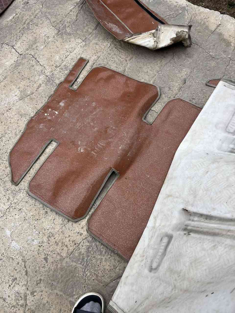 السلام عليكم متاح سفريات ستاركس مستعملات نضيفات مثل. ما بصوره. ليريدهن مكاني صويره
***********
