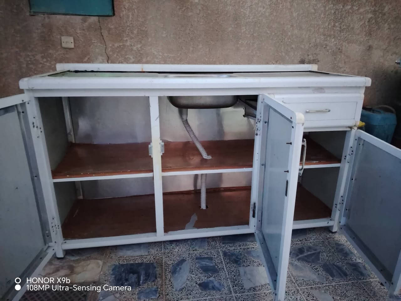 مكانو موصل قفلو ٧٠ نظيف


**إذا كنت صاحب هذا الإعلان وتريد حذفه لأي سبب، رجاءا أرسل رسالة إلى الدعم الفني**