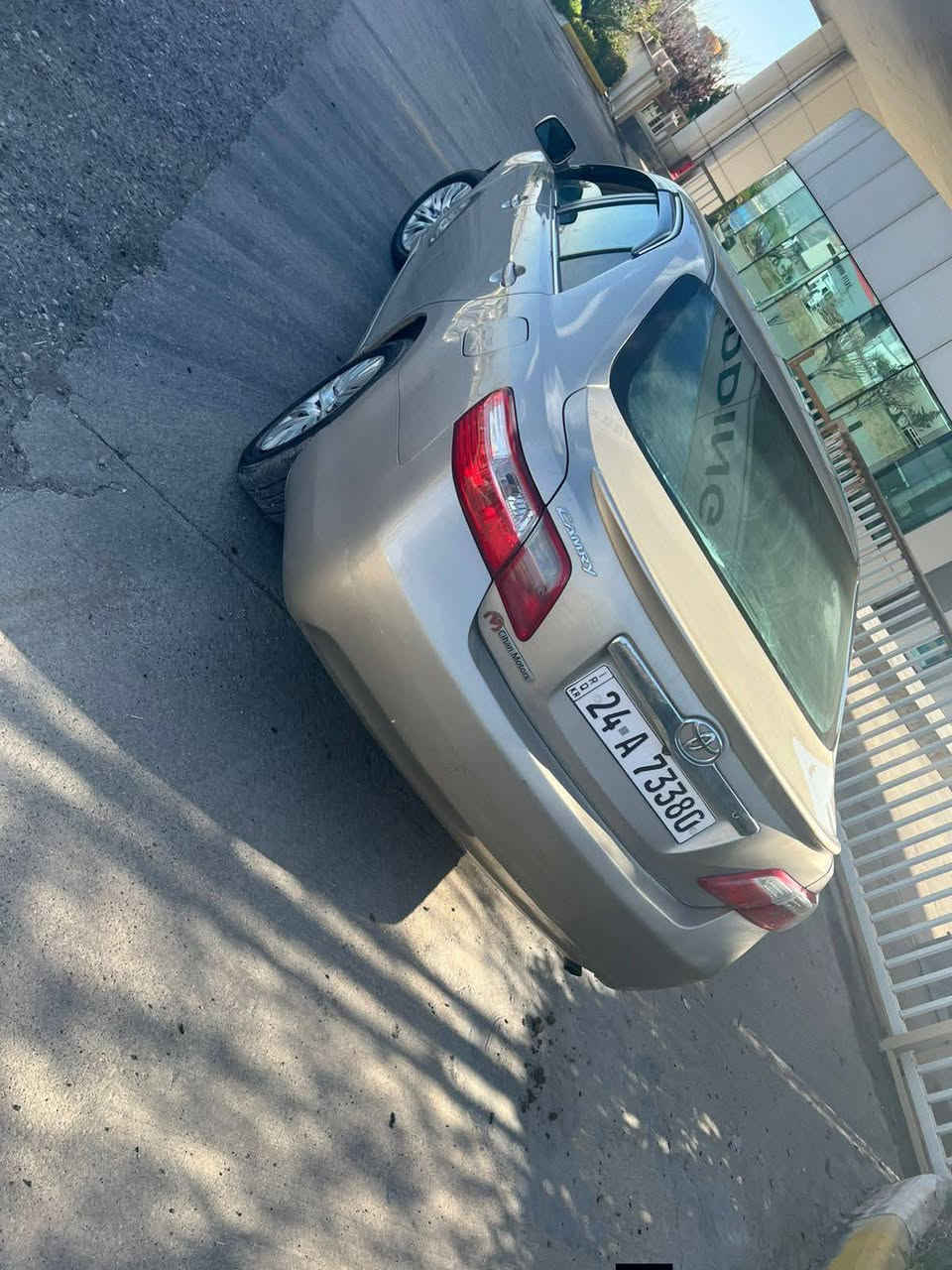 ل يدور جديد 2009 امريكي باسمي.  محرك 2400
ماشي 190 الف. حقيقي. ليبل واحد. قطعتين صبغ. 

شرط السياره. بيها سونار.  ومكفوله من الضرر🌹

السعر 110 ورقه. ل يدور ناشف وجاهز وجديد يتصل ***********.  مكان بغداد.  شرط صفاح موس
