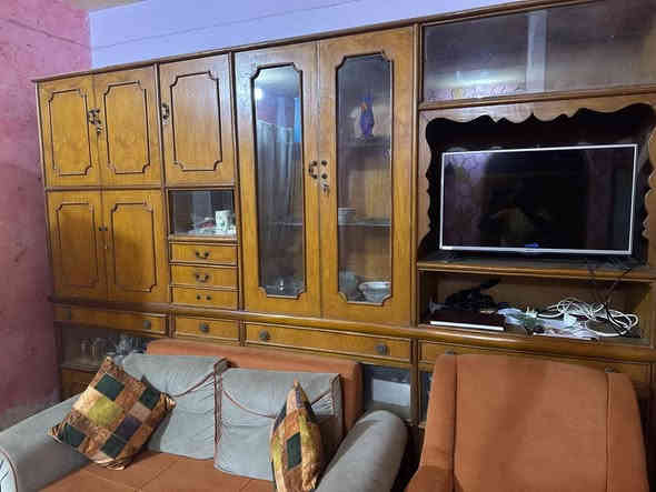 السلام عليكم للبيع اثاث بيت مستعمل نضيف عنوان عواشه  لمعرفة السعر الاتصال ع رقم***********
