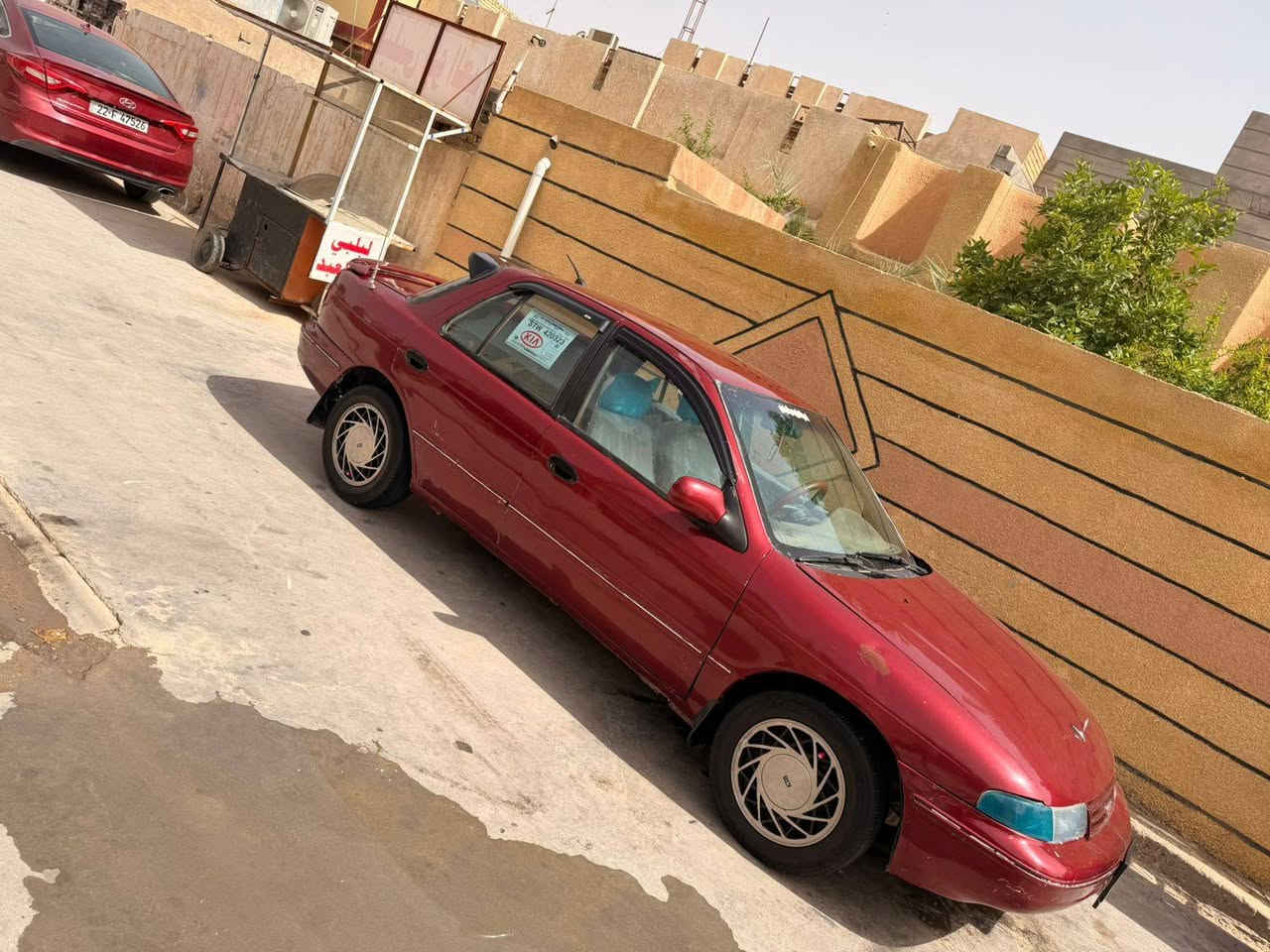 السلام وعليكم سيفيا للبيع موديل 1992 سياره جاهزه ماكينه وكير كفاله تحويل ثاني يوم سياره كلش حلوه وجاهزة تخم تاير جديد سنويه جديده سعر 30 وبيها مجال مكان واسط العزيزية رقم الهاتف. ***********.
