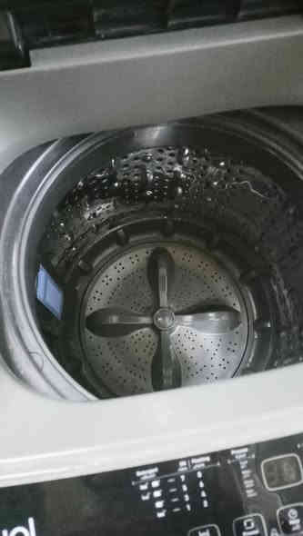 #غساله توماتيك ماركه نوال 8 كيلو شغاله بس بيها بوربرين التنشيف فقط كايم وتصليها كامل سألت عليه 75 وابيع 125 قفل ***********0
