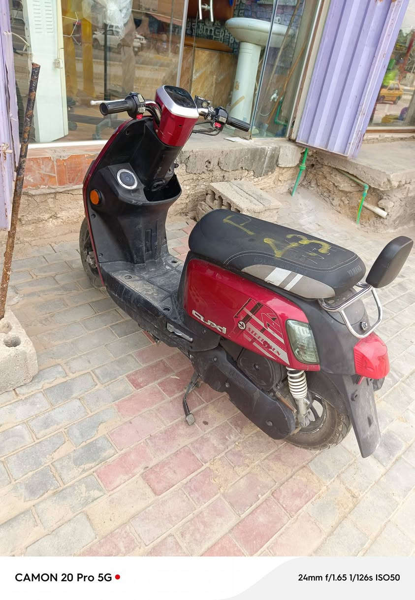 سلام عليكم بوليسي نوزل دراجه جديده شوف العين كل نقص مابيه مكفوله ب مليون و 100 مكاني كربله ***********
