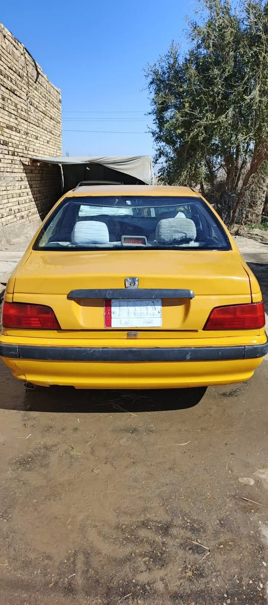 بيجو بارص 2015  كير مكينه مكفولات السعر 30  وبيه مجال قليل ***********
