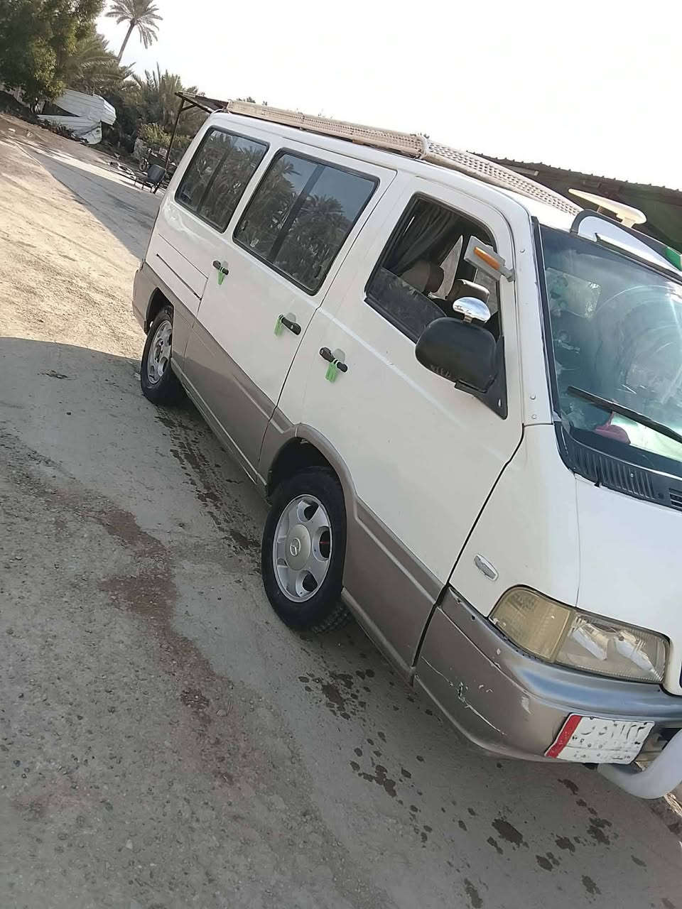 السلام عليكم السياره مكفوله كير مكينه جديد مديل ١٩٩٨ تفاصيل ***********
